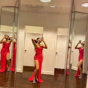 Size 6 Camille la vie prom dress(Coral)